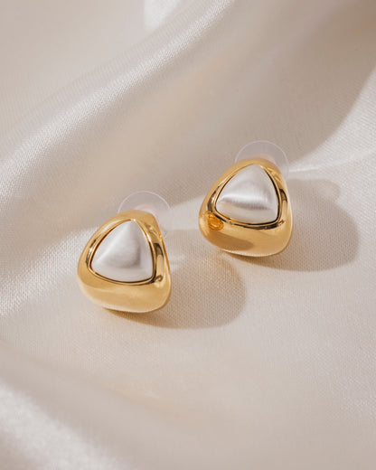 Annata Pearl studs  | 18KT Gold Plated 