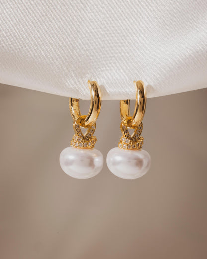 Vintage pearl drops | 18KT Gold Plated