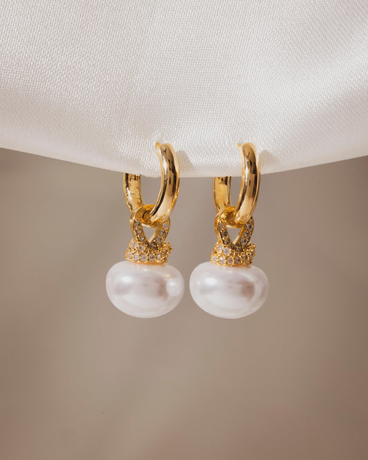Vintage pearl drops | 18KT Gold Plated