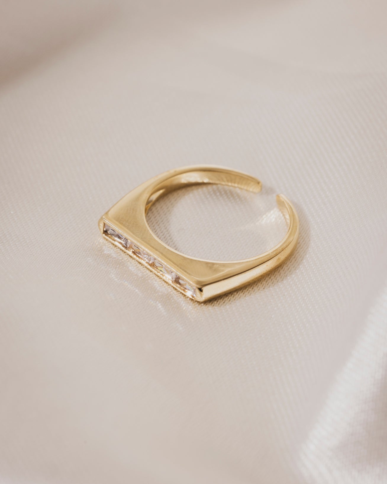 Ellora Royal Diamond band  | 18KT Gold Plated 