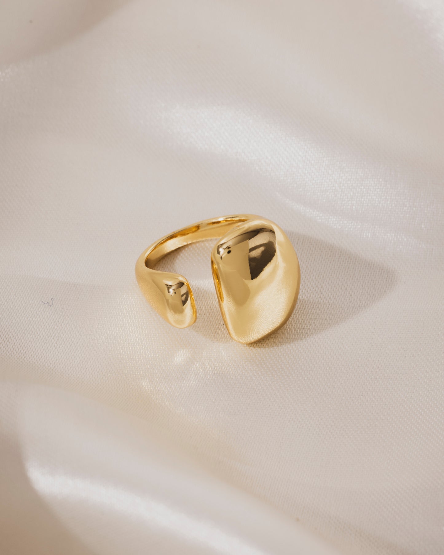 Thea Chunk Gold ring  | 18KT Gold Plated 
