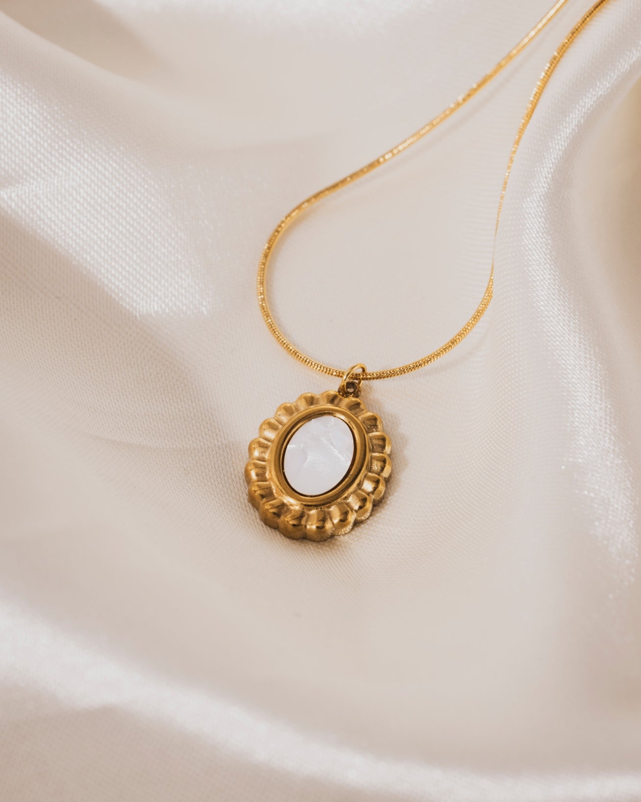Regina Necklace  | 18KT Gold Plated 